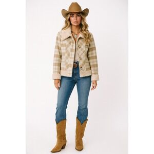 Powder River Panhandle Jacket Womens M Cream Wool‎ Faux Fur Quilted Warm Winter